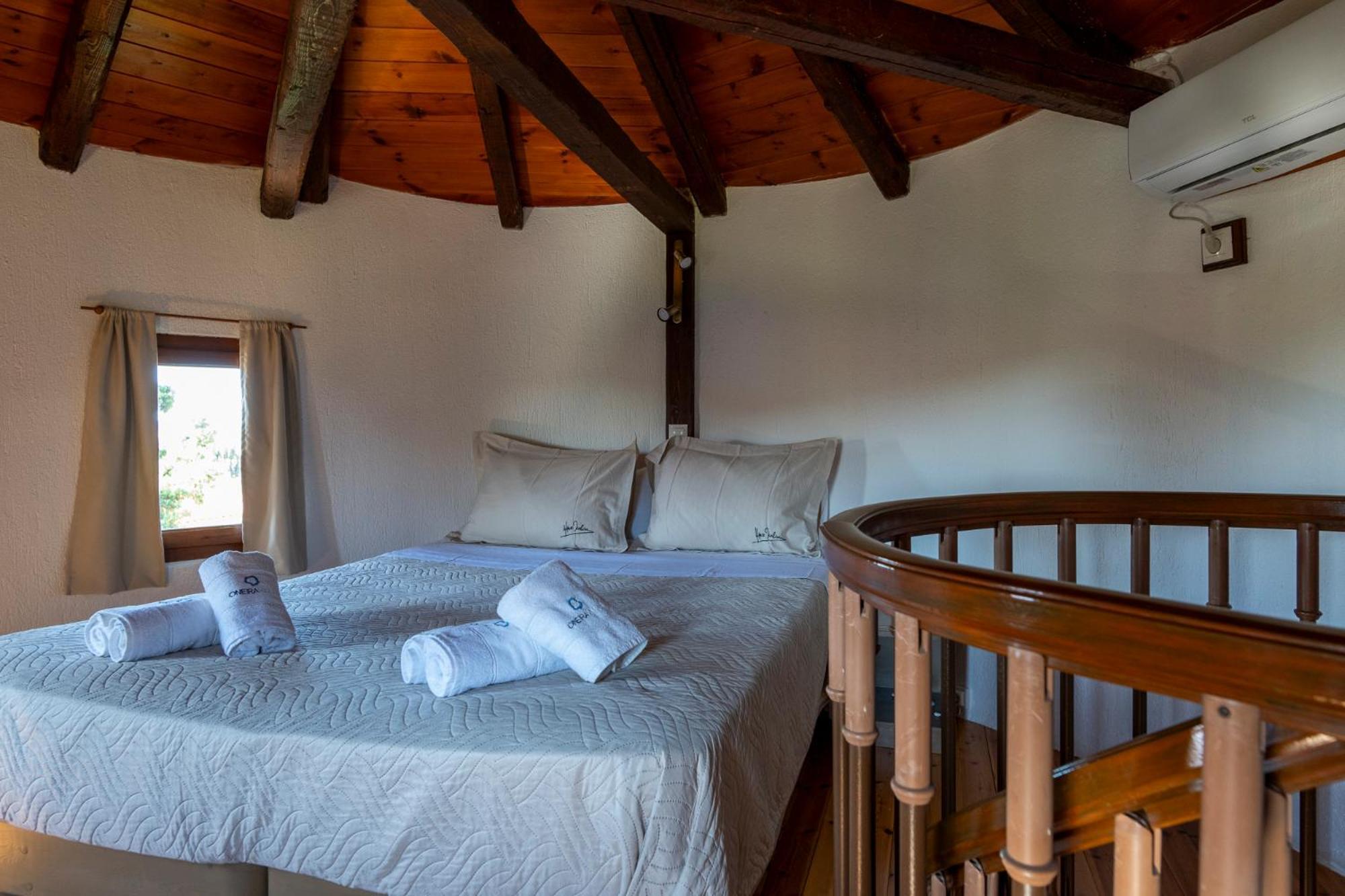 Kefalonian Mill - Oneira Villas Trapezaki  Luaran gambar